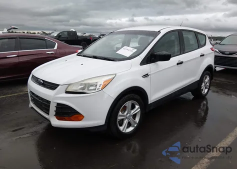 2016 Ford Escape S z USA, uszkodzony, nr VIN 1FMCU0F73GUA90894